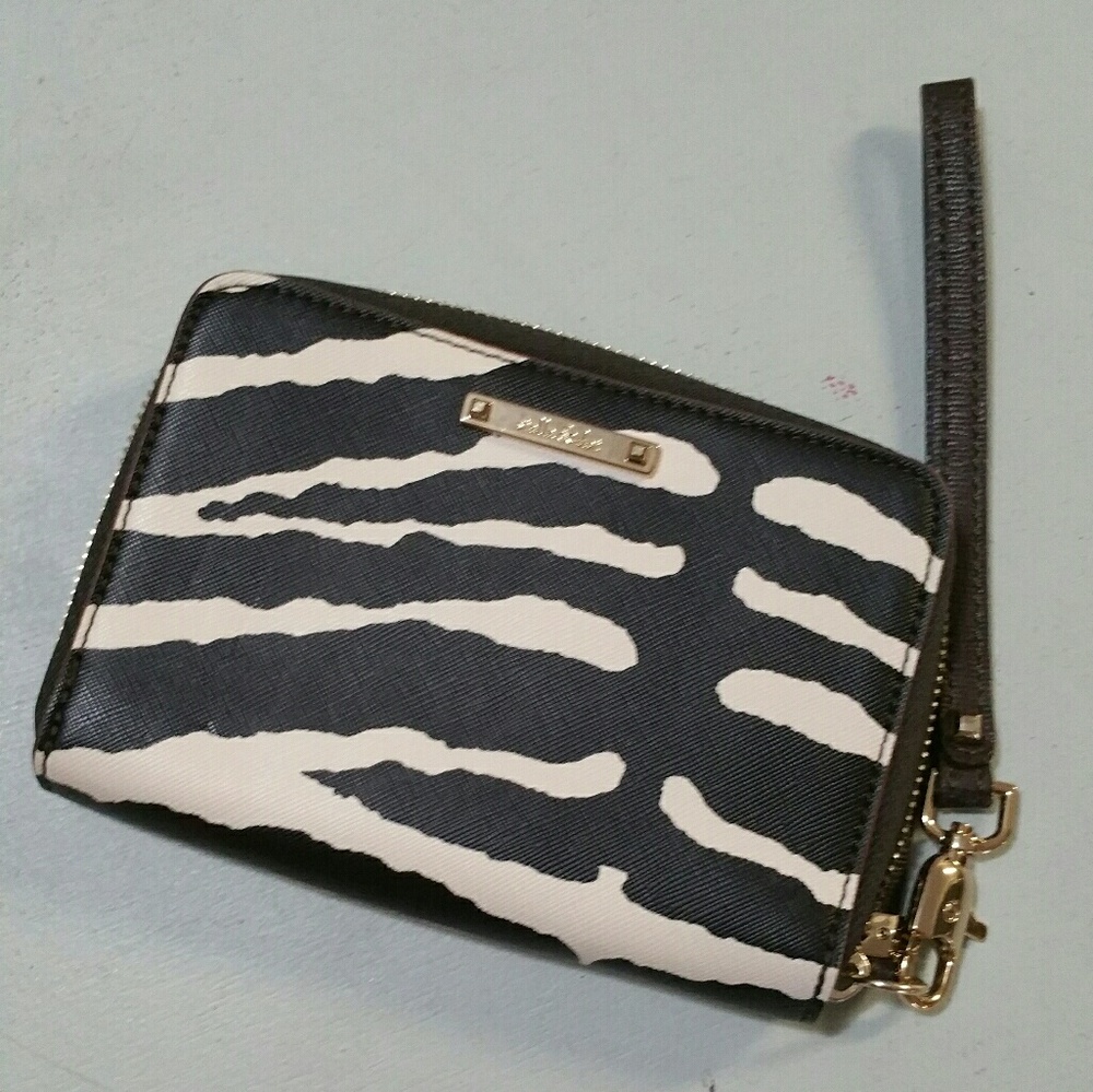 Stella & Dot Chelsea Tech Wallet zebra nwot